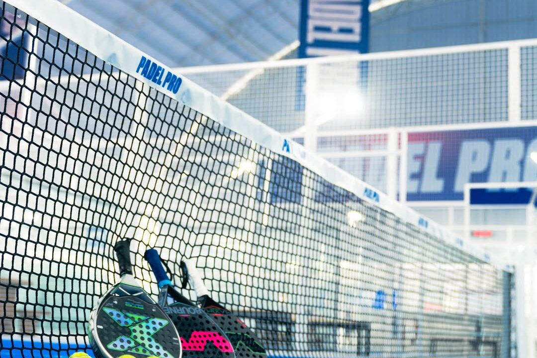 25 Lapangan Padel di Jabodetabek dan Bandung, Lengkap Harga Sewa