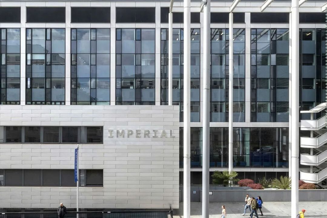 universitas peserta clash of champions