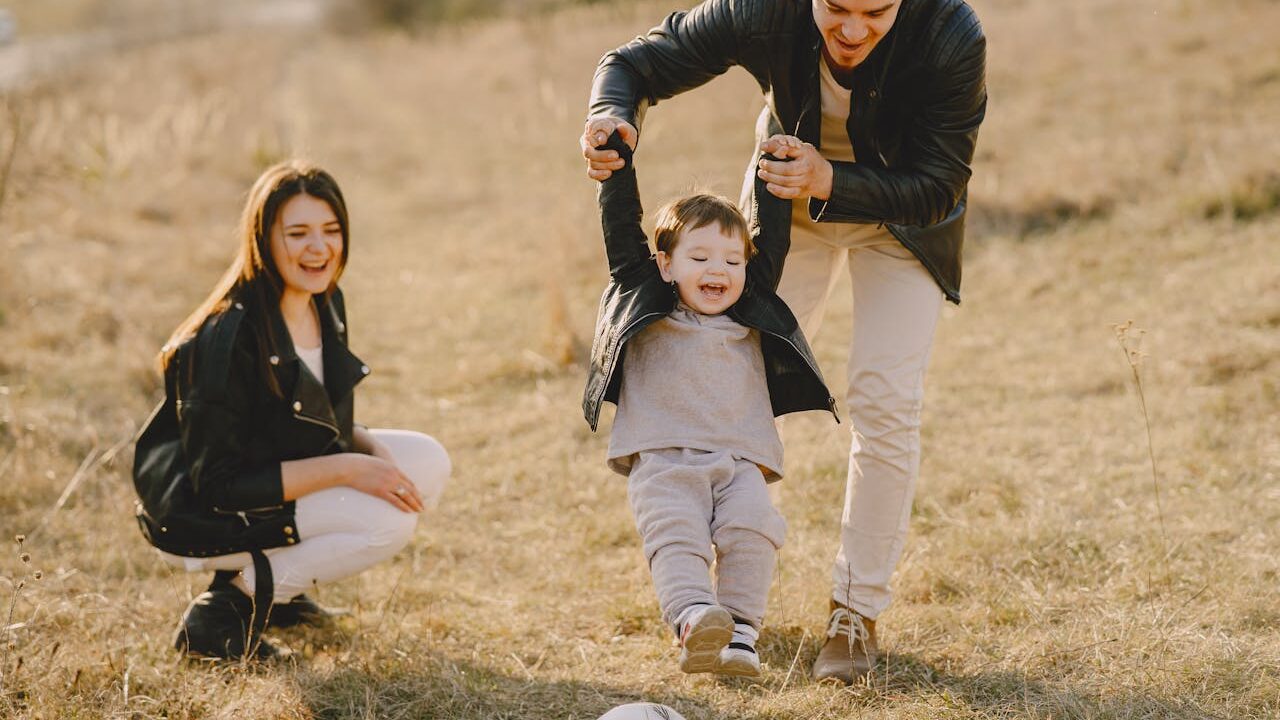 Orang Tua Control Freak, Ini 7 Tanda dan Dampak Buruknya pada Anak