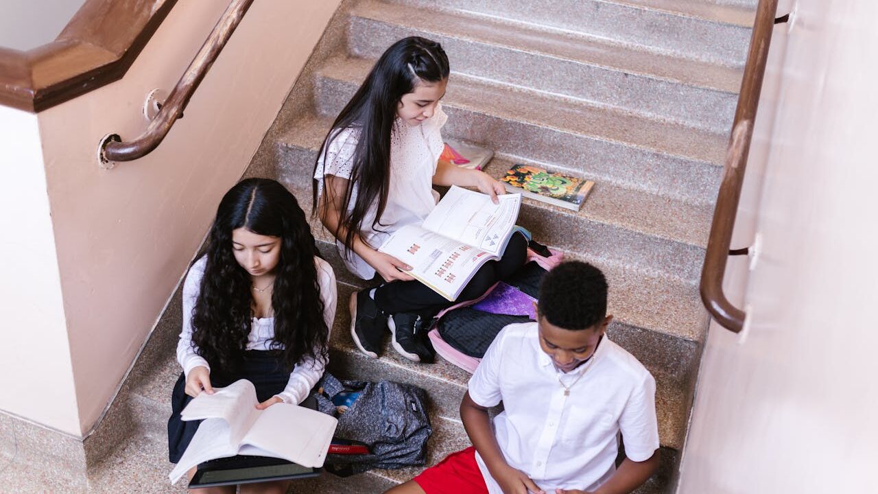 Jangan Asal Pilih, Ini 10 Tips Memilih Sekolah Swasta untuk Anak