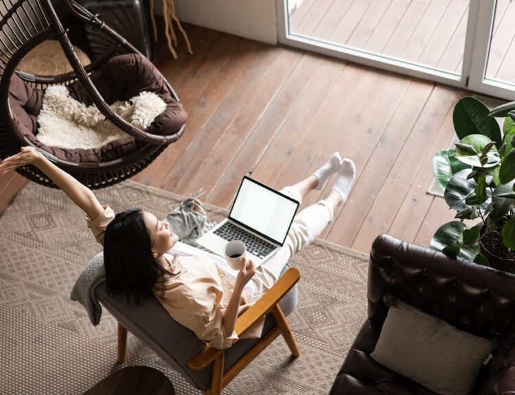 Terpopuler: Soft Living hingga Checklist Isi Tas Melahirkan