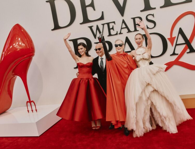 5 Alasan yang Bikin Saya Nggak Sabar Mau Nonton Devil Wears Prada 2
