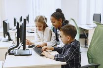 7 Skill Digital Anak SD yang Wajib Dikuasai Sejak Dini